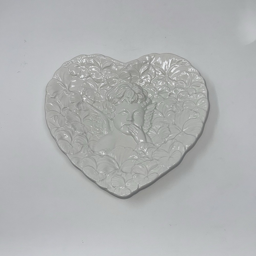 Heart Shaped Cherub Angel Plate, Vintage 1995, Italy #7597 White